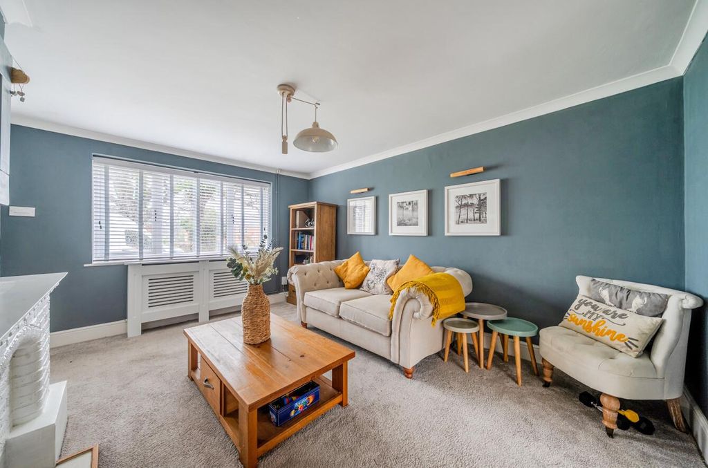 Property photo 2 of 24 1405914-13-6981E8Aca039B.Jpg