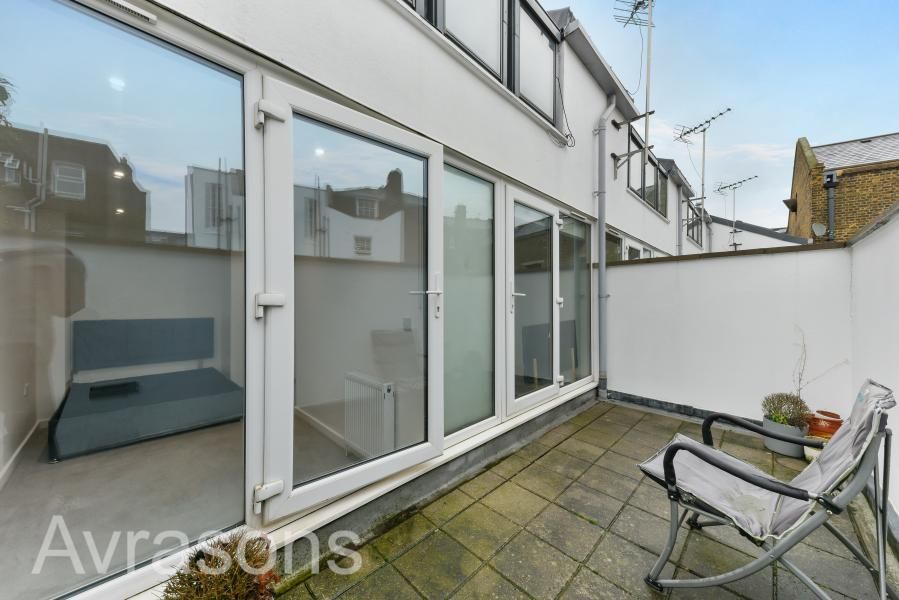 Property photo 2 of 11