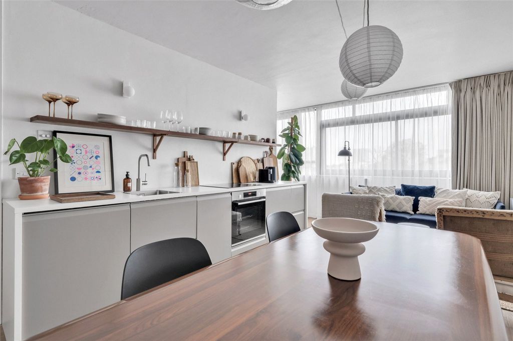 Property photo 3 of 16 Picture No. 09