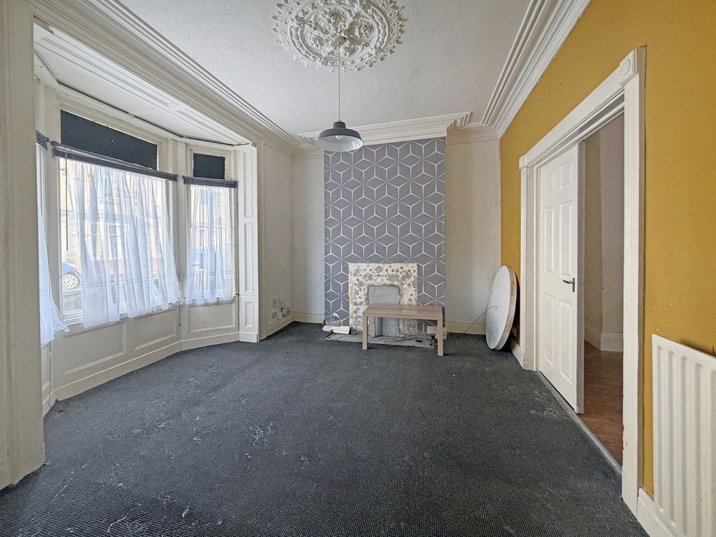 Property photo 3 of 24