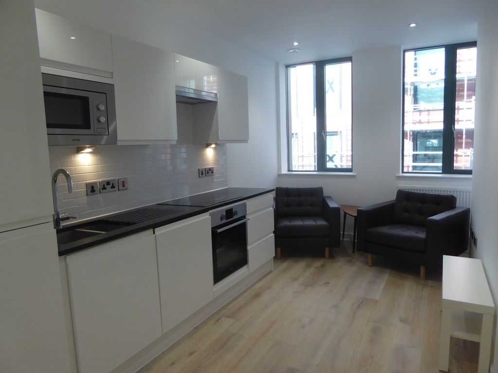 Property photo 2 of 4 Reception &amp; Kitchen Area