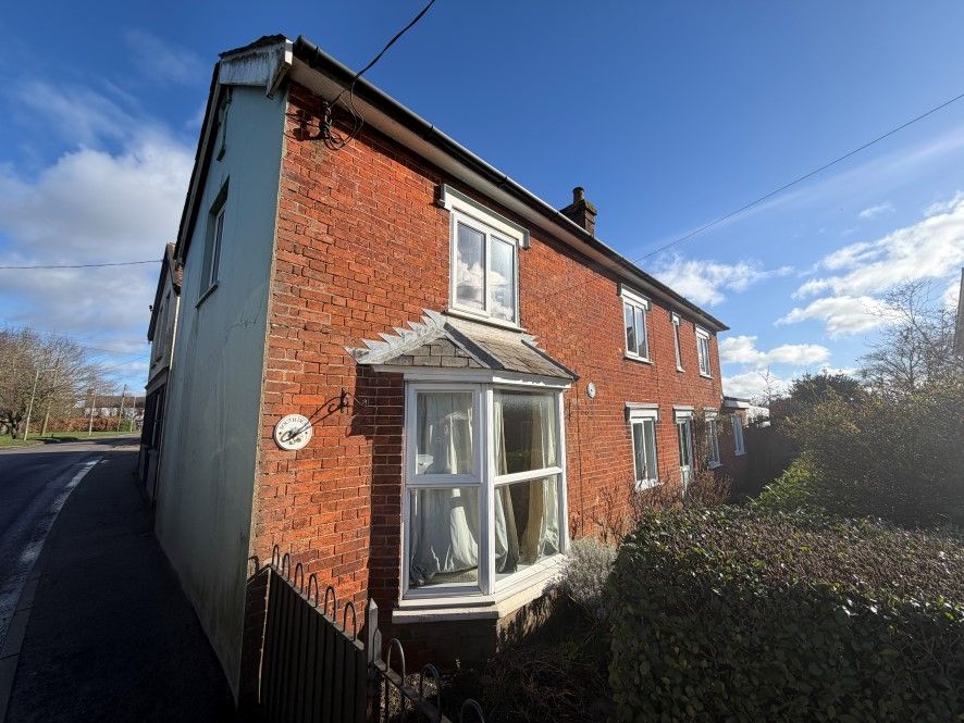 Property photo 1 of 11