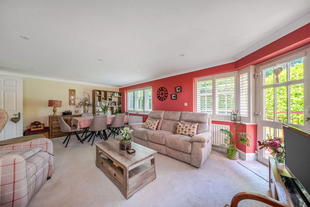 Property photo 3 of 18 1464490-16-6A071d...