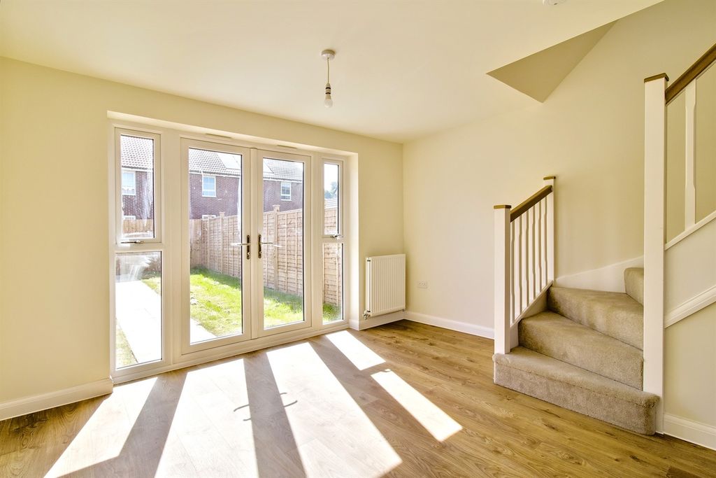 Property photo 3 of 13 Living Room