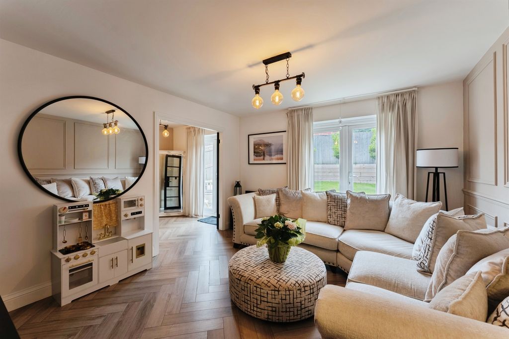 Property photo 3 of 20