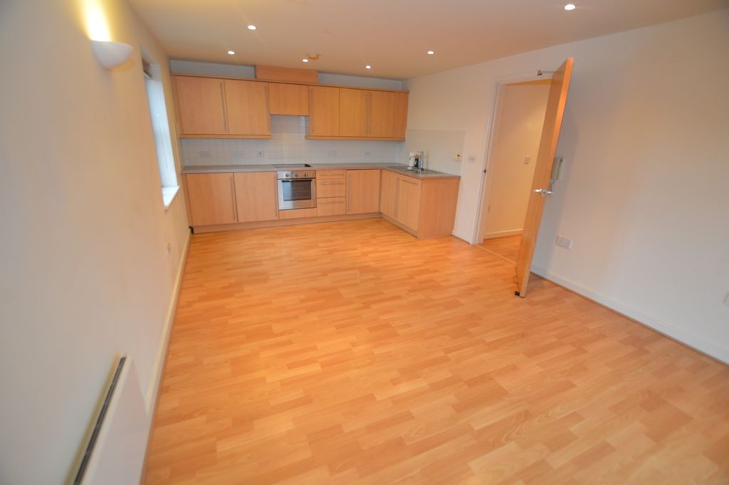 Property photo 3 of 12