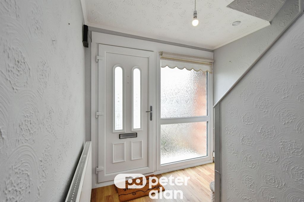 Property photo 3 of 26