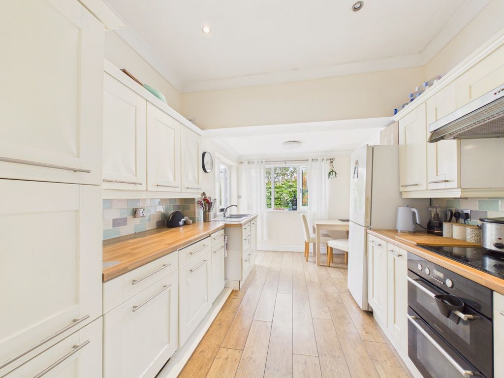 Property photo 2 of 12 5380754