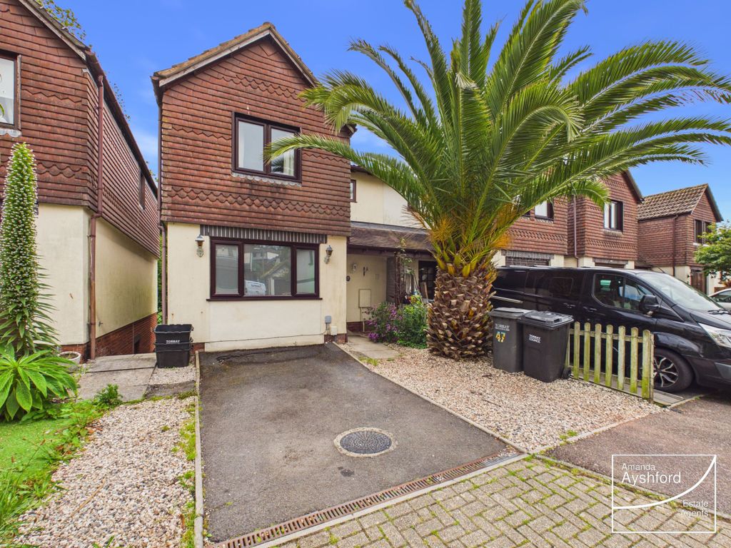 Property photo 1 of 27