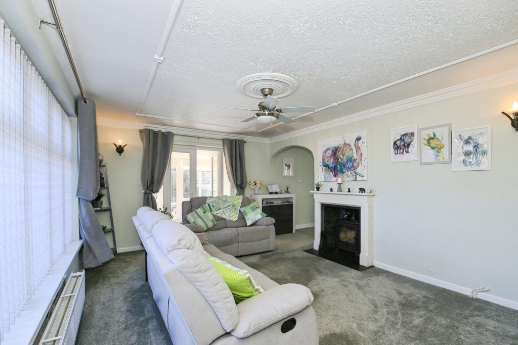 Property photo 2 of 26