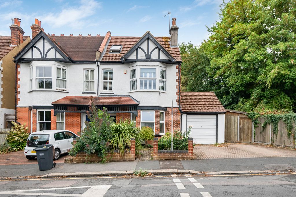Property photo 1 of 19