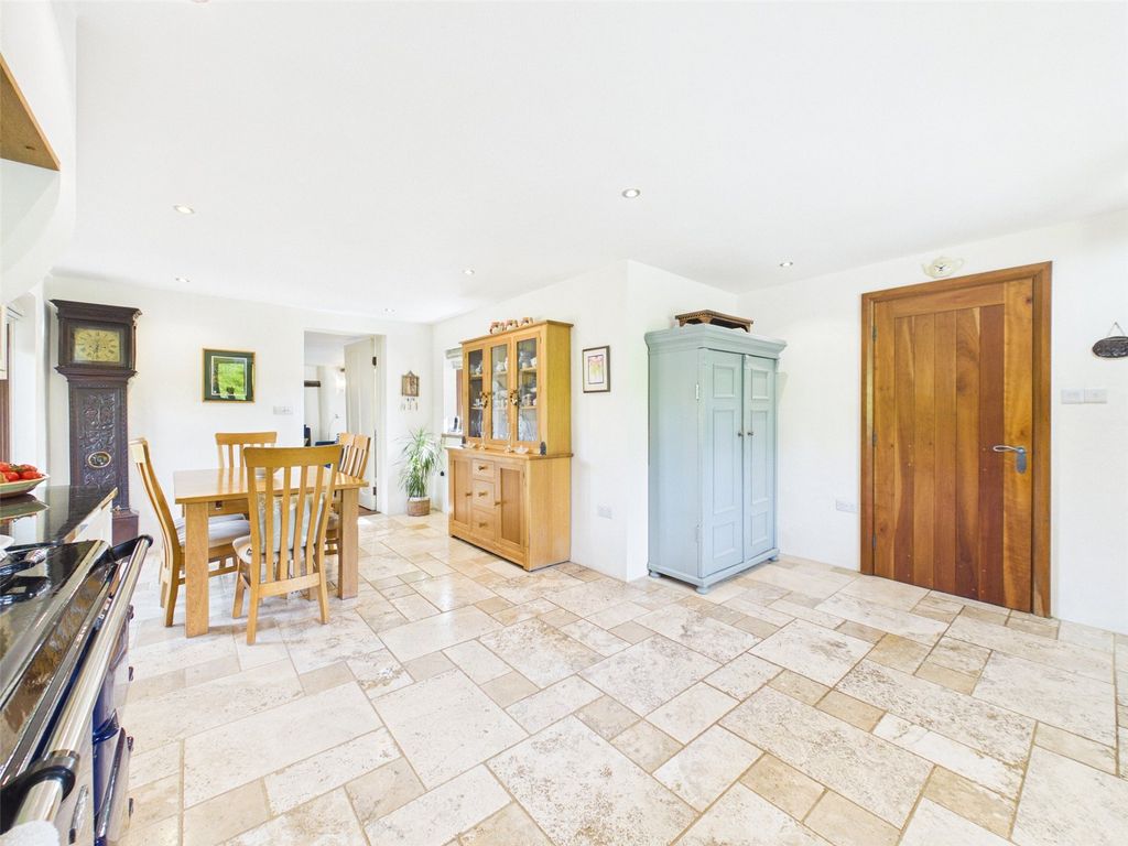 Property photo 2 of 31 Kitchen Dining