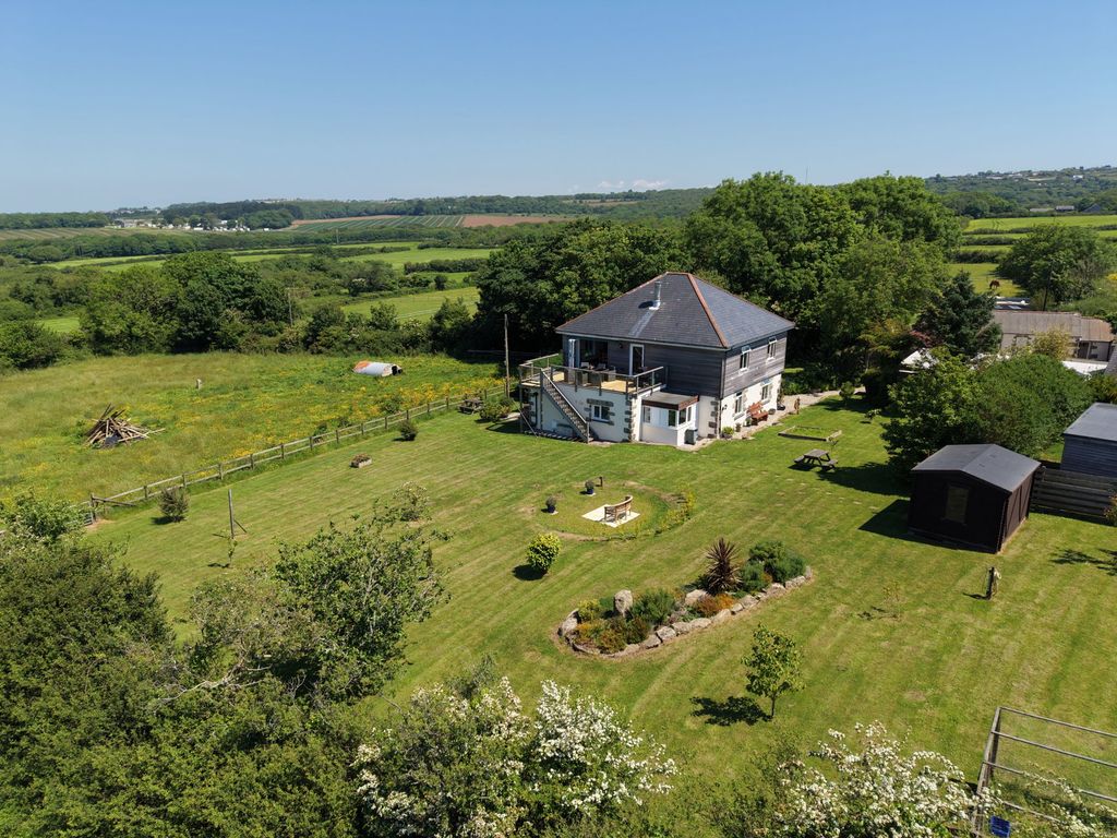 Property photo 1 of 43
