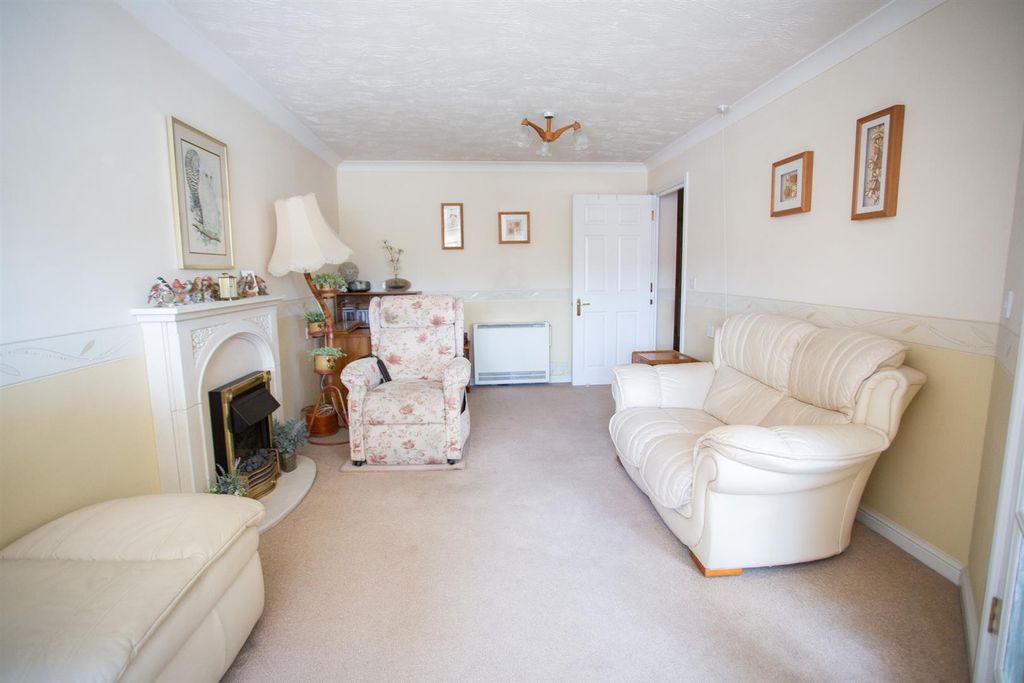 Property photo 3 of 10 Derb8773.Jpg