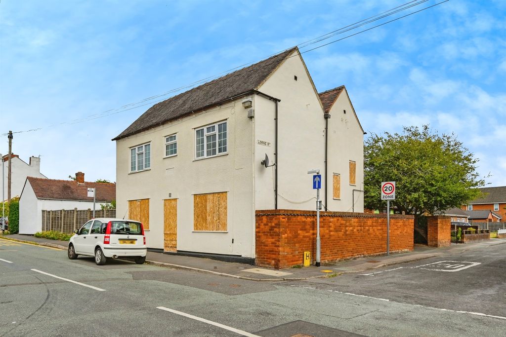 Property photo 1 of 17