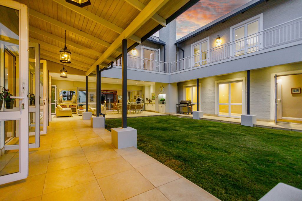Property photo 1 of 53 1Ab1654055