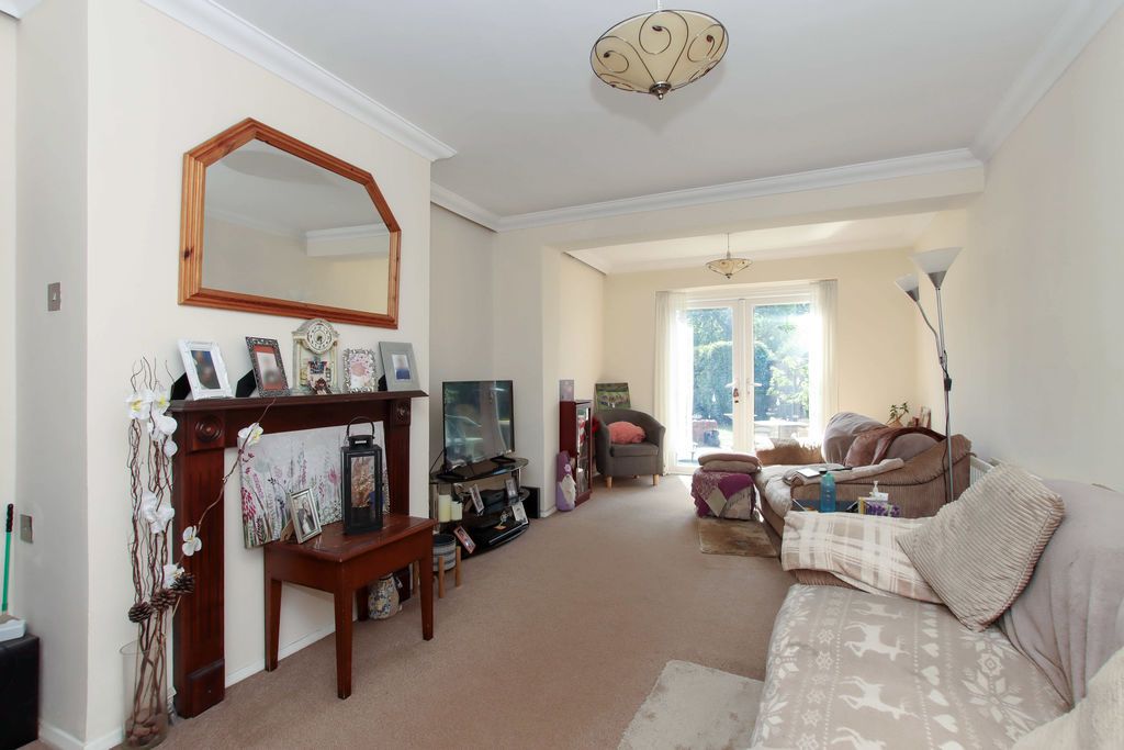 Property photo 3 of 15 Photo 12