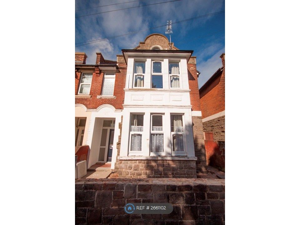 Property photo 1 of 11