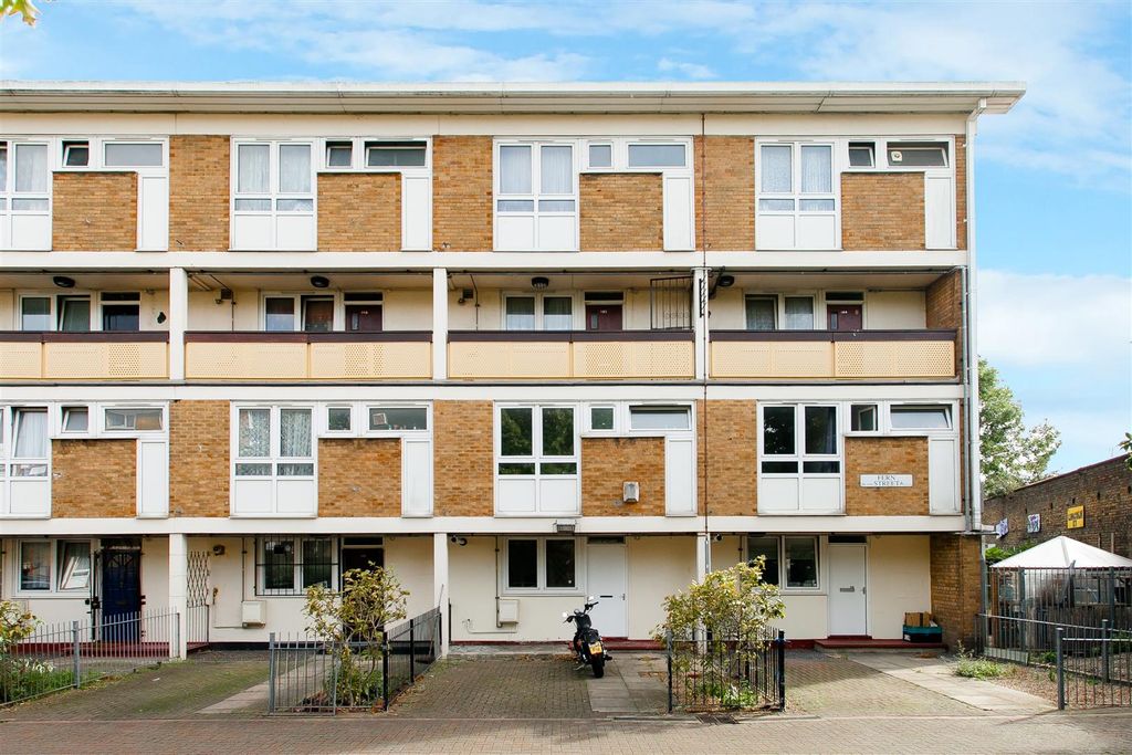 Property photo 1 of 14 Fern Street