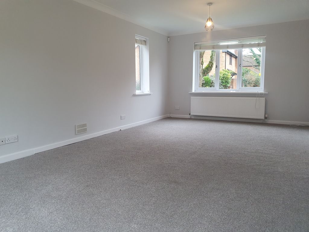 Property photo 3 of 21