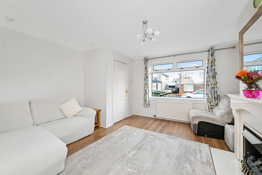 Property photo 3 of 25 Property Image 3