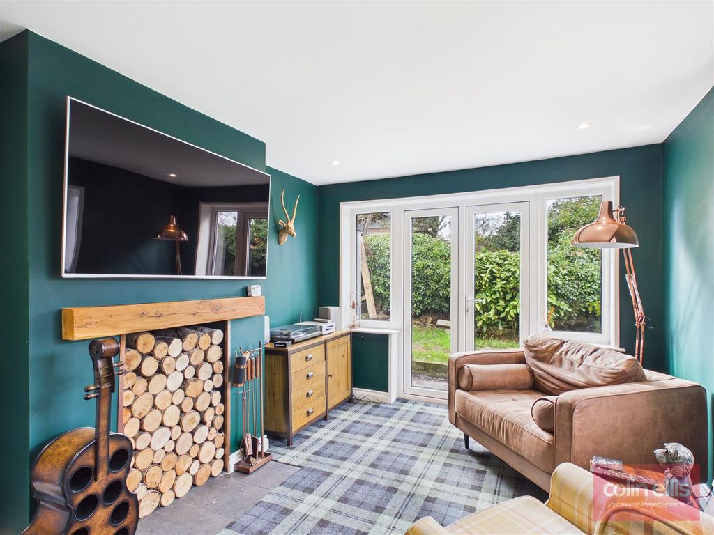 Property photo 3 of 39 Cam05075G0-Pr0294-Still024.Jpg