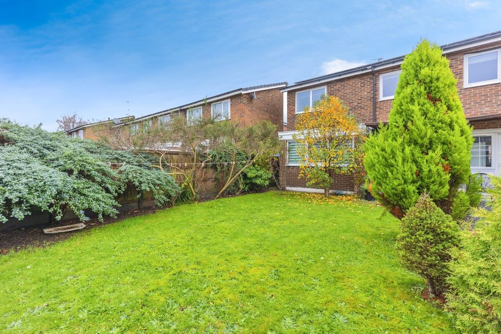 Property photo 3 of 18 Pbox-Img.Jpg