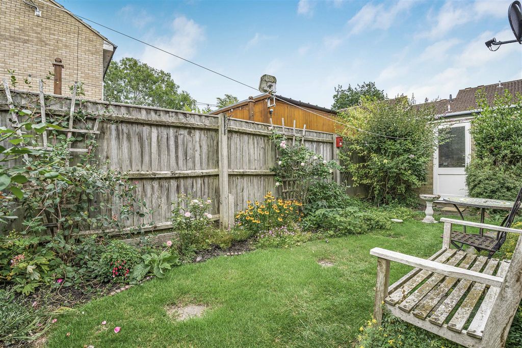 Property photo 3 of 17 11_59494.Jpg