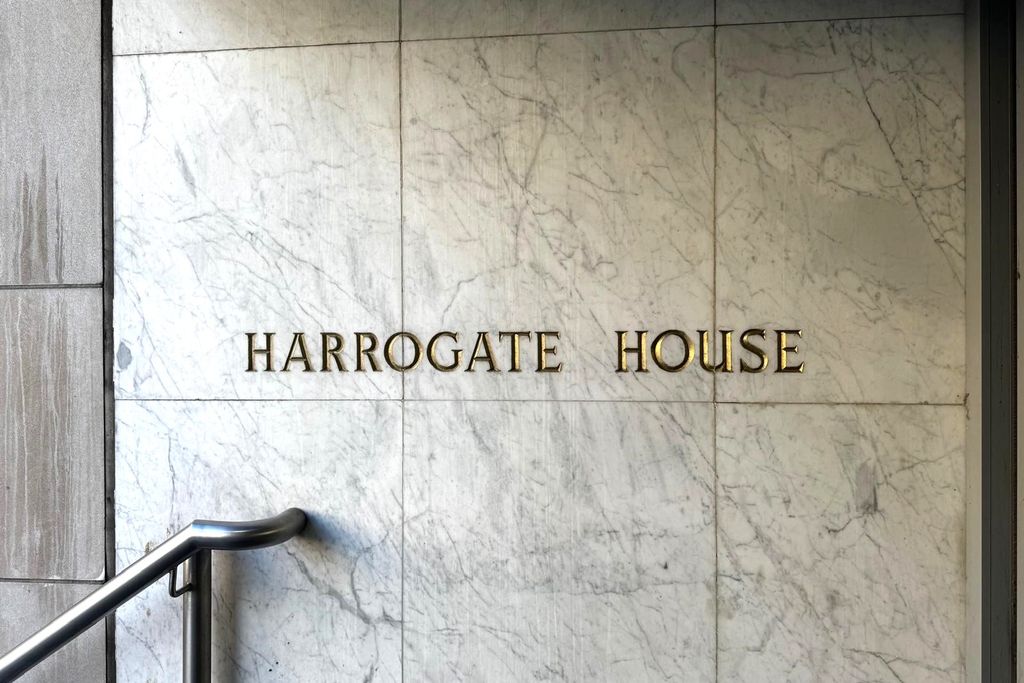 Property photo 2 of 11