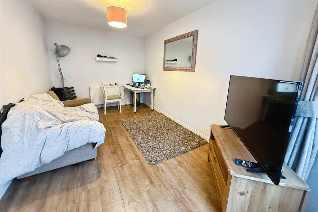 Property photo 2 of 11 Picture No. 01