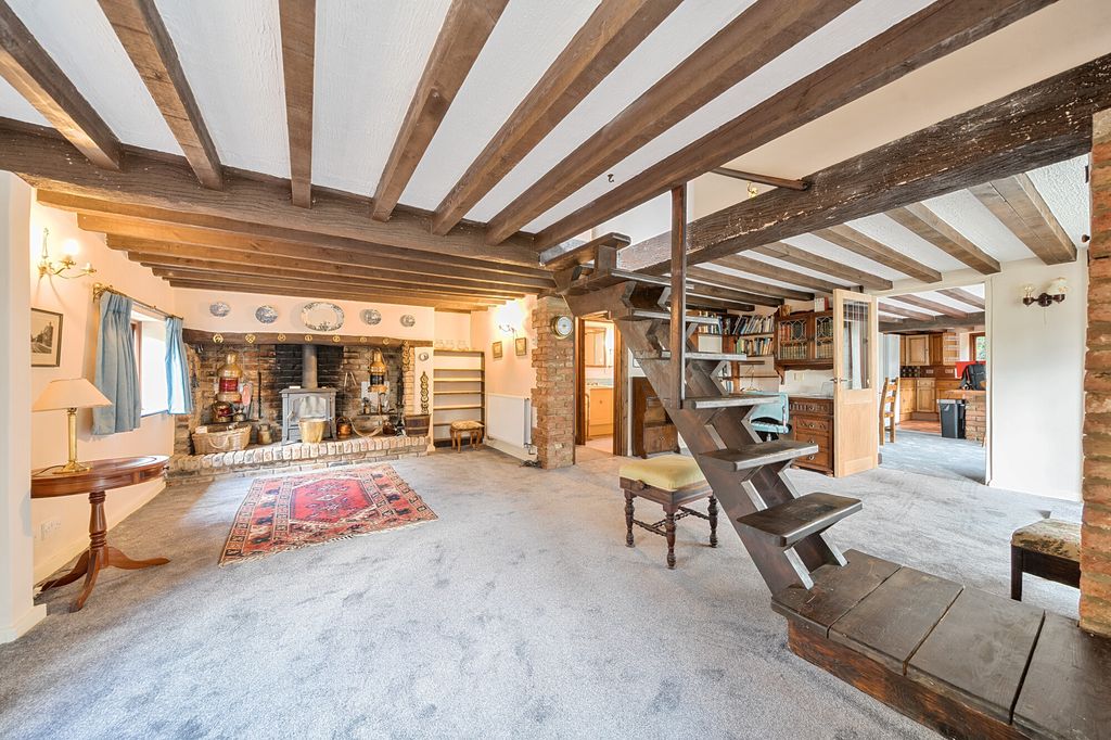 Property photo 3 of 20