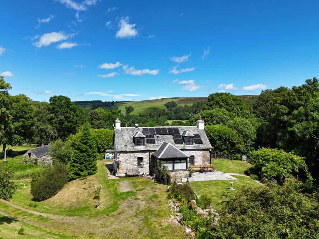 Property photo 2 of 28 Dji_20260624132753_0322_D
