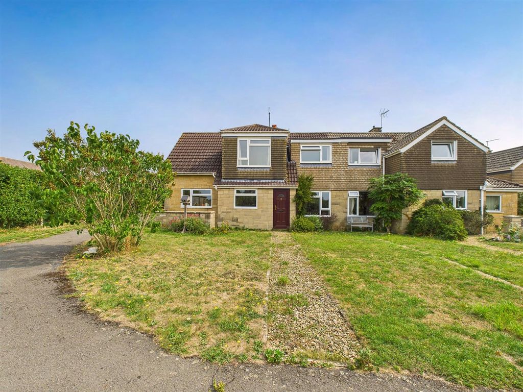 Property photo 1 of 14 Front