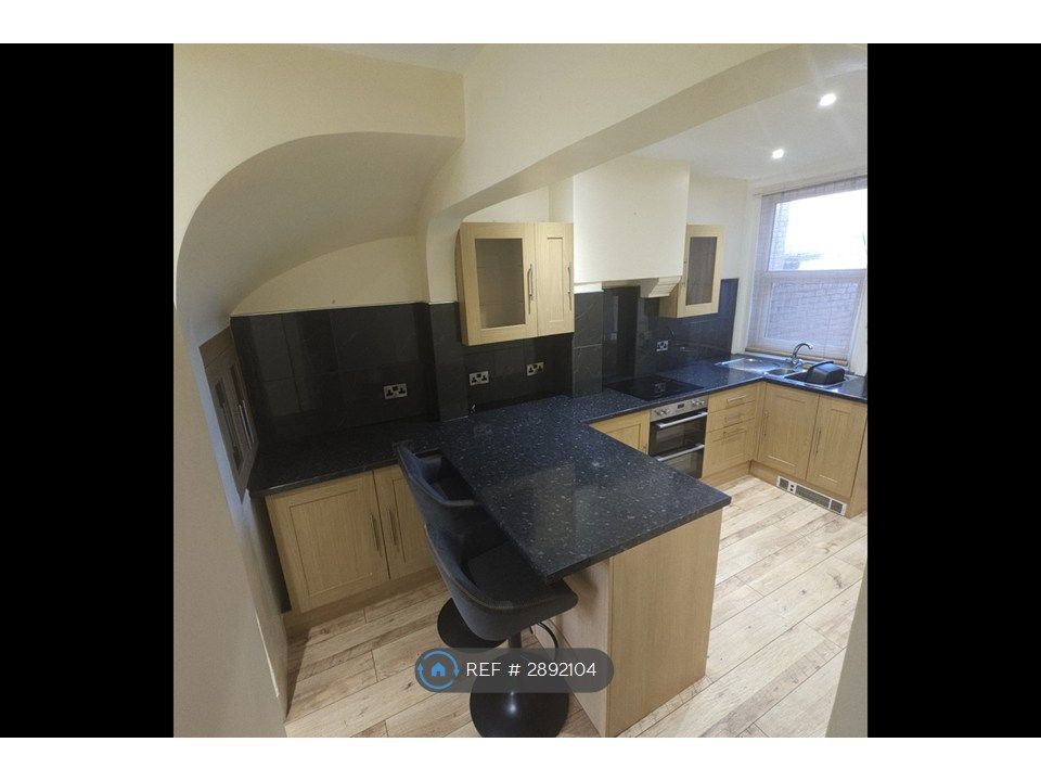 Property photo 1 of 14 Kitchen (From Bed Room)