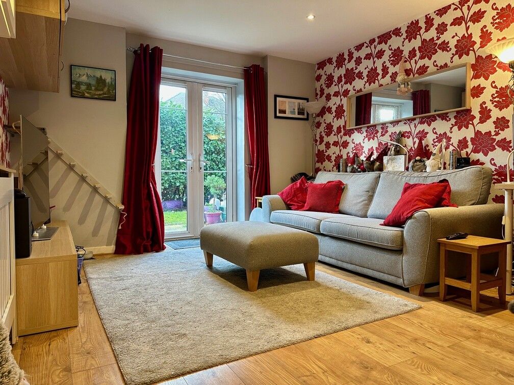 Property photo 1 of 18 Lounge1.Jpg