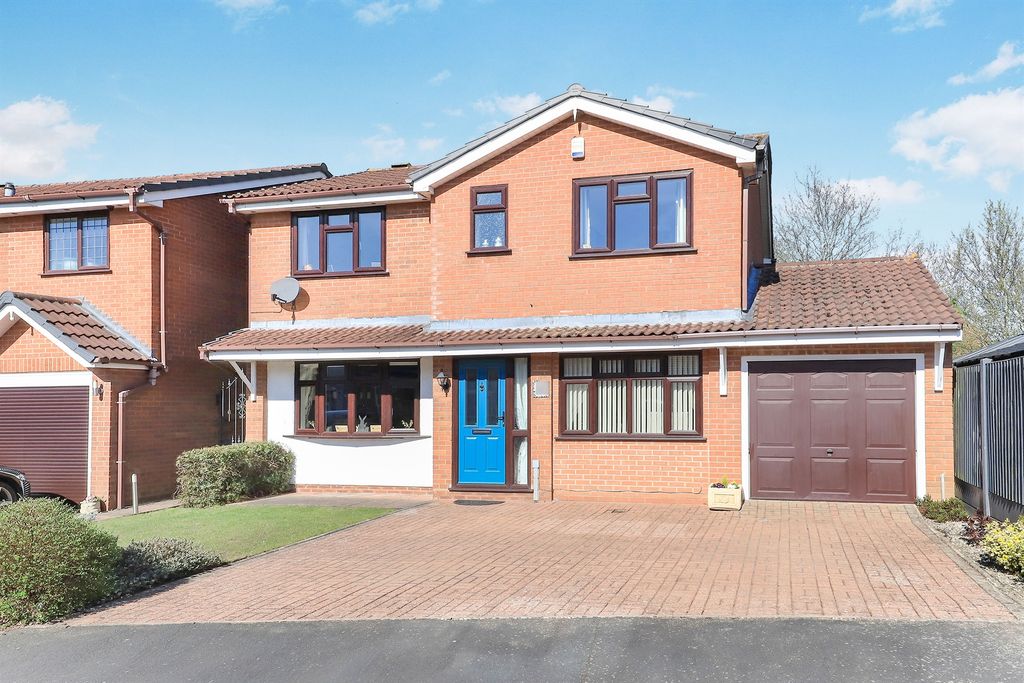 Property photo 1 of 21