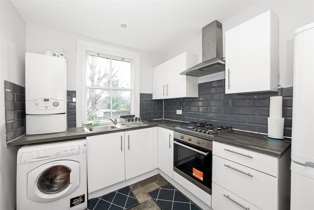 Property photo 3 of 10 Img_2148-2.Jpg