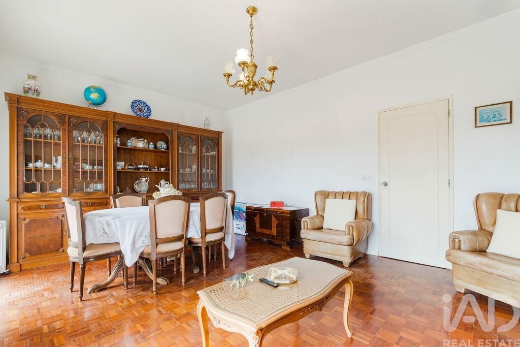 Property photo 2 of 26