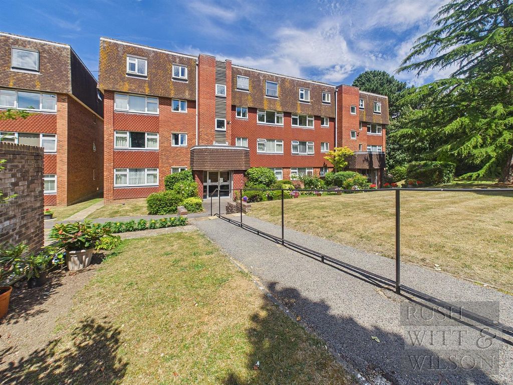 Property photo 1 of 13