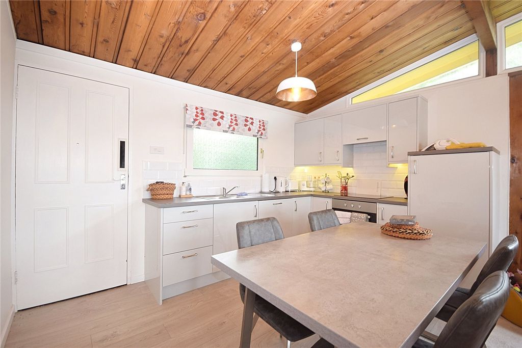 Property photo 3 of 13 Picture No. 05