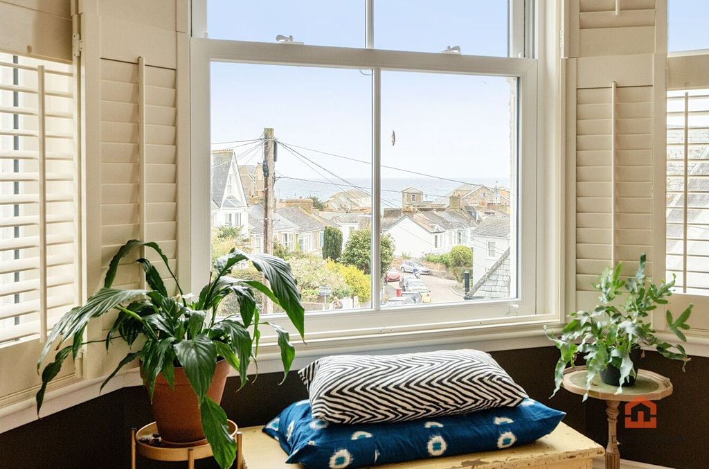 Additional image 9 of 2 bed flat for salePenzance TR18