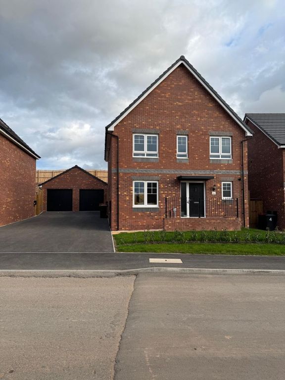 Property photo 2 of 10