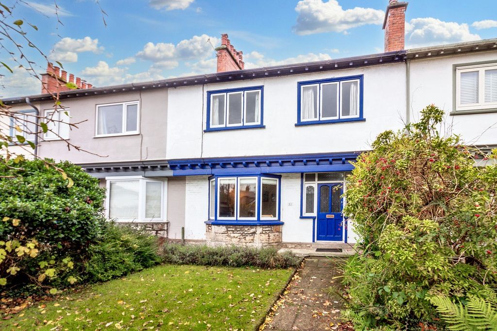 Property photo 1 of 24