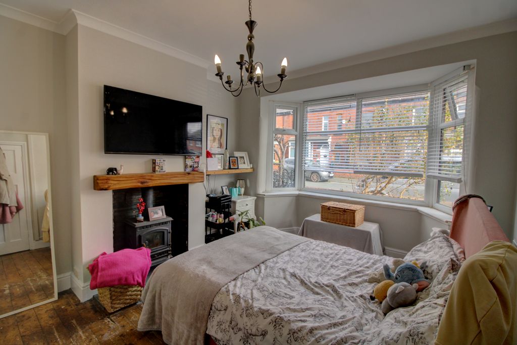 Property photo 2 of 19 2