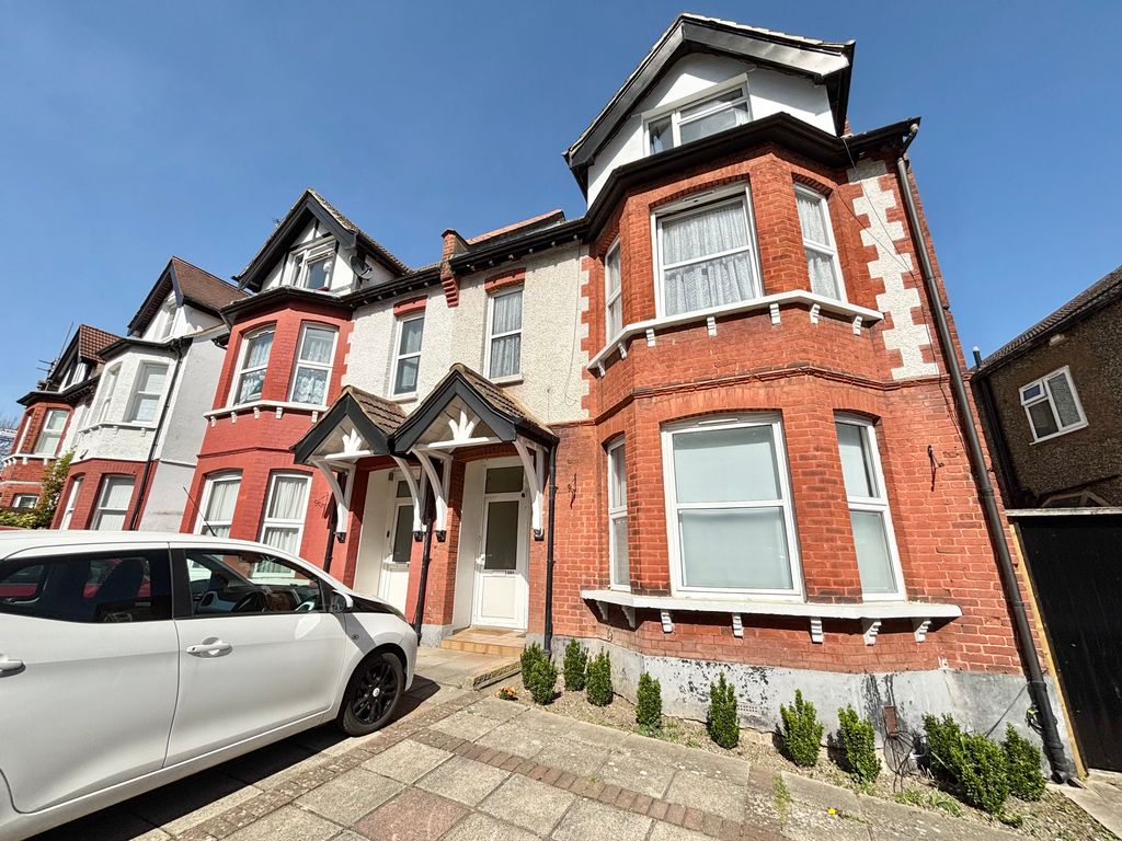 Property photo 2 of 5 Img_8428