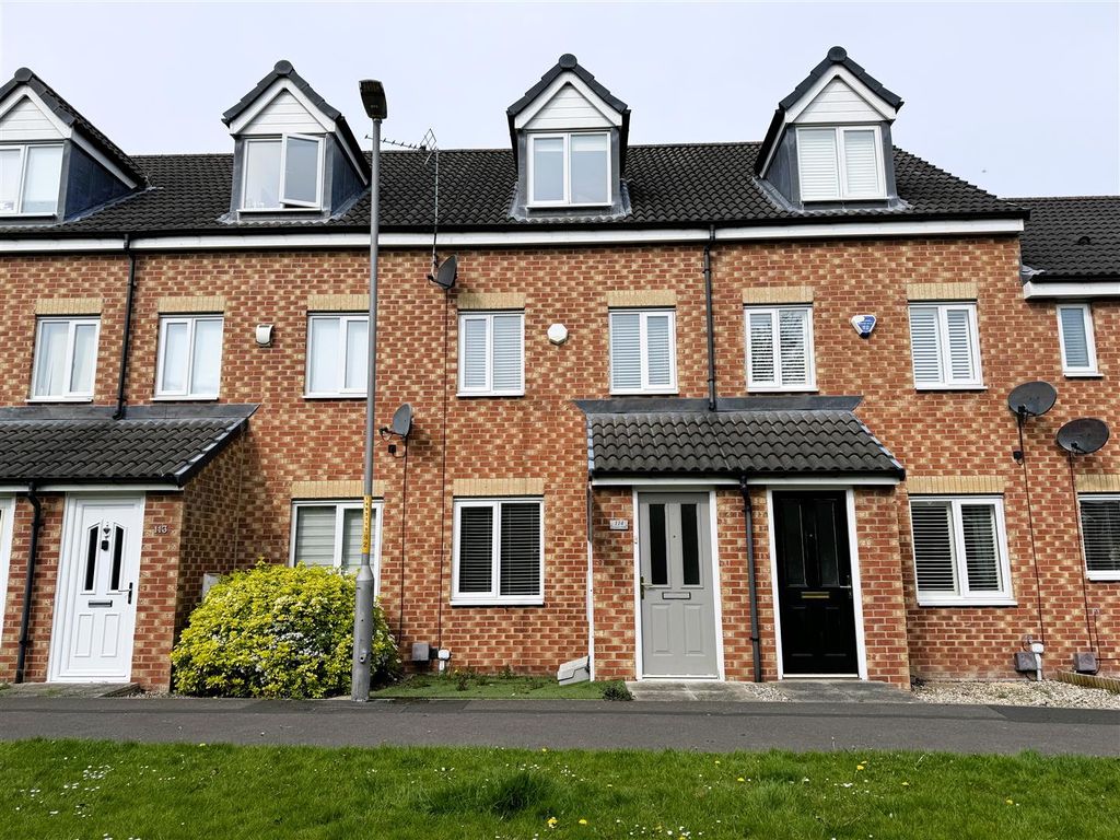 Property photo 1 of 5 Front.Jpg
