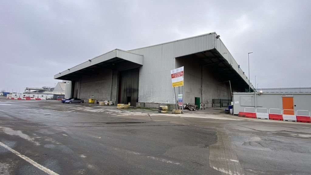 Property photo 3 of 8 Photo 7