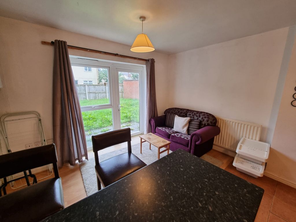 Property photo 3 of 14 Gallery