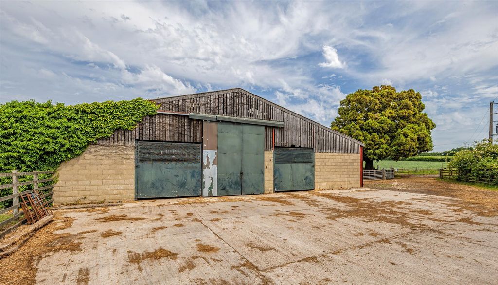 Additional image 31 of 6 bed farmhouse for saleLot 1 - Hill Court Farm, Pershore, Worcestershire WR10