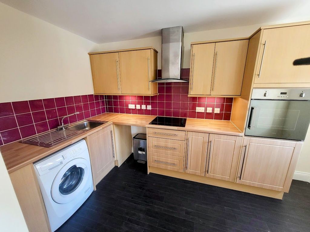 Property photo 2 of 15